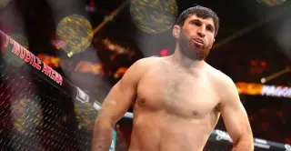 Ankalaev vows comeback after Pereira title KO, headlines UFC Abu Dhabi 2026