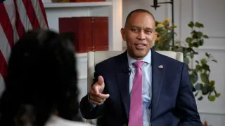 Jeffries faces tough path to affordability as Democrats prepare to confront Trump