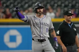 White Sox bolster outfield depth with acquisitions of Cave and Pham