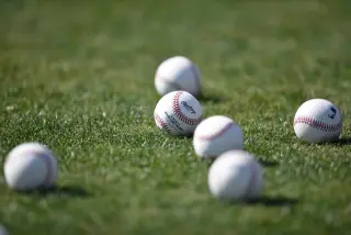 MLB Seeks Quiet Windows for Free Agents in New CBA Pitch