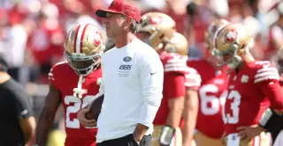 49ers Survive Late Collapse to Stay 6-0, Shanahan Admits Offense Stalled