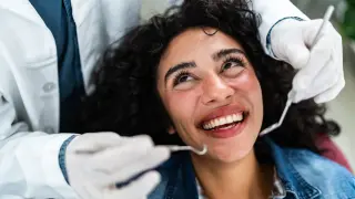 GLP-1 Weight-Loss Drugs May Dry the Mouth and Raise Dental Risks, Not Direct Tooth Damage