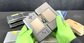 Gold-Plastic’s Grim Fate: Brittle Toy Shells and DS Enclosures