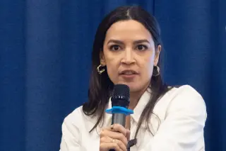 NH hints at a potential AOC pivot, even as national poll numbers slip