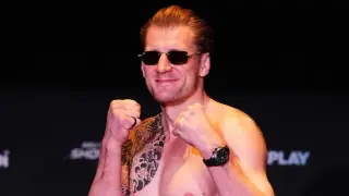 UFC 333 Weigh-Ins: Volkanovski and Evloev Make Weight as Caliari Misses Mark