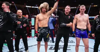 Kazakh boldness on display as Rakhmonov fought Garry with an injured knee