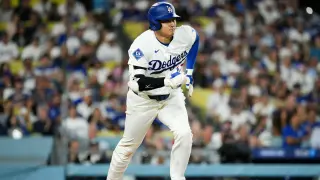 Ohtani Smashes 300th Career Home Run in 1,102 Games (5th-Fastest MLB)