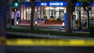 Cryptic threat triggers 15-hour Bakersfield bank hostage standoff ends in FBI takedown