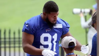 Bills DT Ed Oliver mourns loss of his son; team vows support