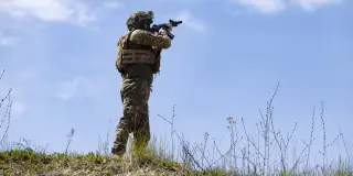 Ukraine’s Elite Forces Adapt Trench Attacks for Drone Warfare