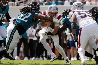 Patriots QB Maye Blames Bloodied Ball for Fumble in 35-6 Loss to Jaguars