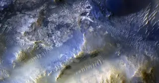 HiRISE Delivers Mars’ 100,000th Image, Revealing Syrtis Major