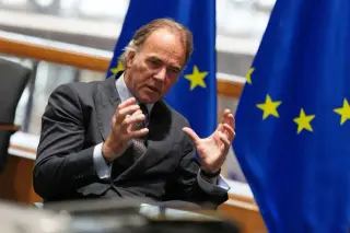 EU warns online youth-driven networks threaten real-world safety