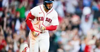 Red Sox reach 10th Fenway win as Tolle shines in 8-1 victory
