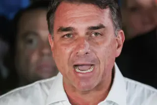 Flavio Bolsonaro Lands in Miami After Defying Court Order Amid Corruption Probe