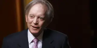 Bill Gross Warns of Bond Volatility as US Debt Hits 100% of GDP