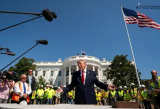 Trump Uses Executive Power to Fast-Track White House Projects as Congress Lingers