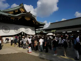 Yasukuni Shrine: Tokyo's Wartime Memorial Spurring Regional Tensions