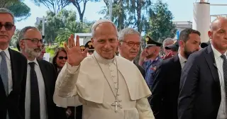 Pope Leo XIV Calls Putin from Hospital Bed to Demand Aid for Starving Oleshky
