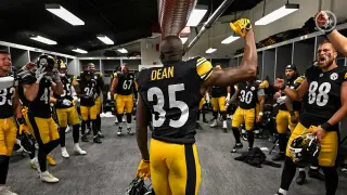 Rodgers leads Steelers to historic OT win over Bucs, snapping road slump