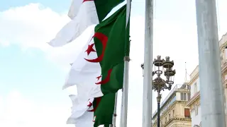 Algeria severs UAE ties, bans Emirati flights from its airspace