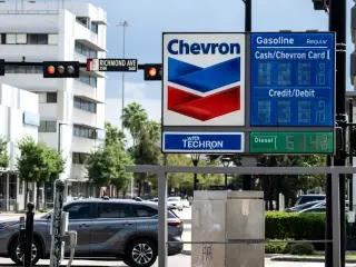 Trump Blames Ukraine and Democrats for Gas Prices as US-Iran War Continues