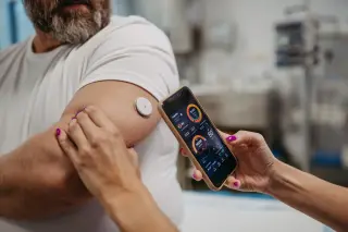 What Real-Time Glucose Tracking Can Reveal—and What It Doesn’t