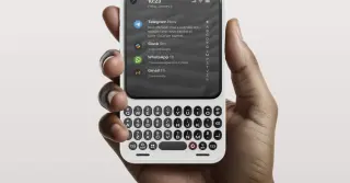 Clicks Communicator Lays Out 2026 Launch Timeline With Demos, Prototypes, and Production