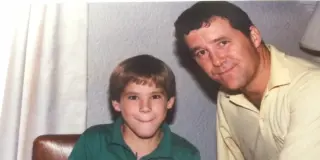 Ryan Reynolds Opens Up About His Father’s Hidden Parkinson’s Hallucinations and Family Struggles