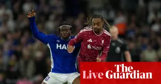 Isak's quick-fire double puts Liverpool in control at Ipswich