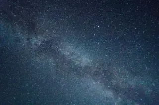 Laser sails could reach Alpha Centauri in decades, while Proxima b’s life status remains unresolved