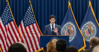 Warsh's Hawkish Turn Upends the Fed Rate Path