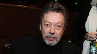 Tim Curry Dies at 80; Coronary Artery Disease Cited as Primary Cause