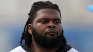 Dolphins' O-line depth tested as Salyer exits minicamp with injury