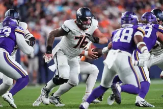 Broncos finalize 17-man practice squad after losing Joly and Taylor to Miami