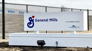 General Mills pulls Pillsbury rolls from Walmart shelves over glass risk