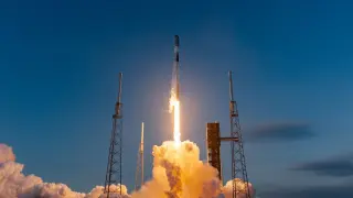 Rocket launch costs plummet 96% since 1960, possibly dropping to $300 per kg by 2040