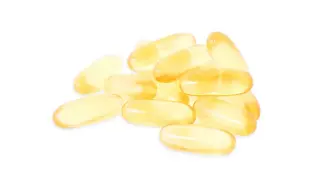 Omega-3 and Low-Dose Aspirin Match Antibiotics for Severe Gum Disease in Year-Long Trial