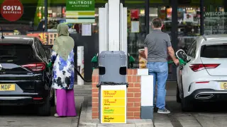 UK Inflation Surges to 3.1% on Fuel and Energy Costs