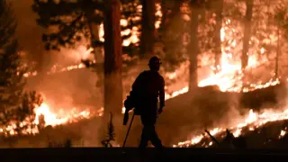 Oregon anchors the four largest active wildfires in the U.S., as Northwest faces a fierce fire season