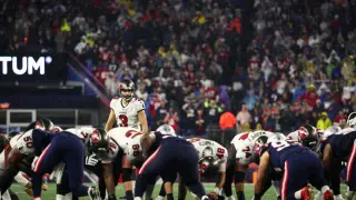Patriots’ video-board trick aims to rattle opposing field-goal kickers