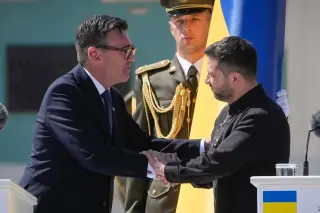 Burnham presses Putin in Kyiv as UK deepens Ukraine backing