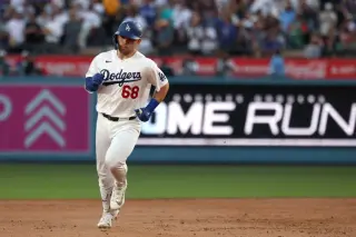 Dodgers place Dalton Rushing on 10-day IL with elbow flare, Alfonzo recalled