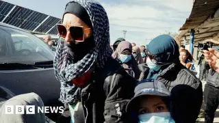 IS-linked Australian families repatriated to Sydney and Melbourne from Syria camp