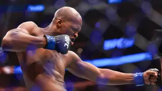 Page moves to middleweight for UFC Paris showdown with Ruziboev