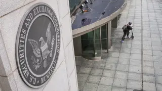 SEC and CFTC Accelerate Crypto Rulemaking After Clarity Act Senate Defeat