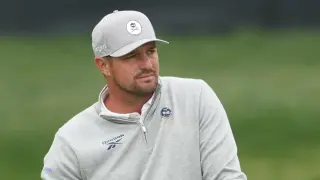 DeChambeau’s Major Slump Grows as LIV Uncertainty Clouds Golf’s Next Move