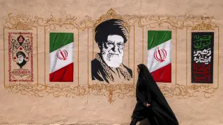 Iran's unseen leader fuels rift as hard-liners derail US talks