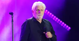 St. Louis man discovers biological father is Doobie Brothers frontman Michael McDonald