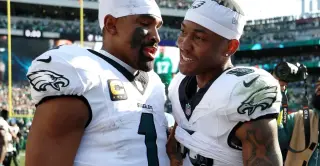 Eagles O-Line Shuffle Helps Pull Out Week 2 Win at Titans